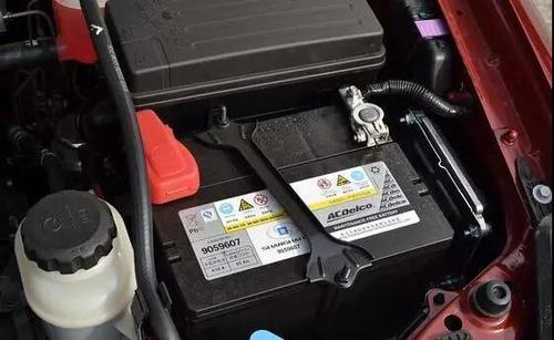 汽车5.6电压多少正常